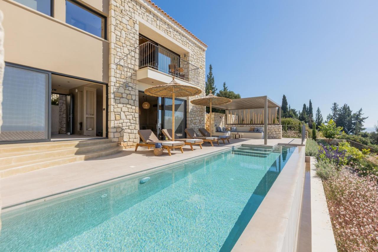 Apeiron Villas Livathos  Exterior photo