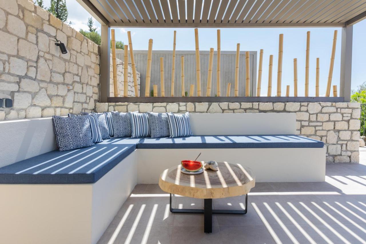 Apeiron Villas Livathos  Exterior photo